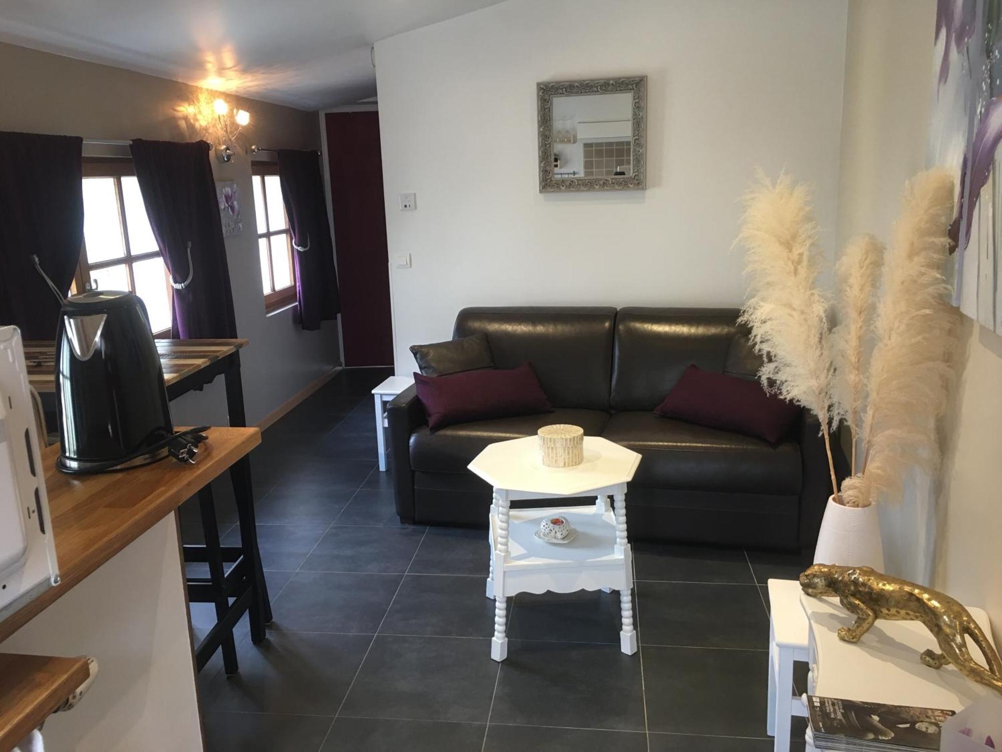 La Tour De Flandre Apartment Rousseloy Exterior photo