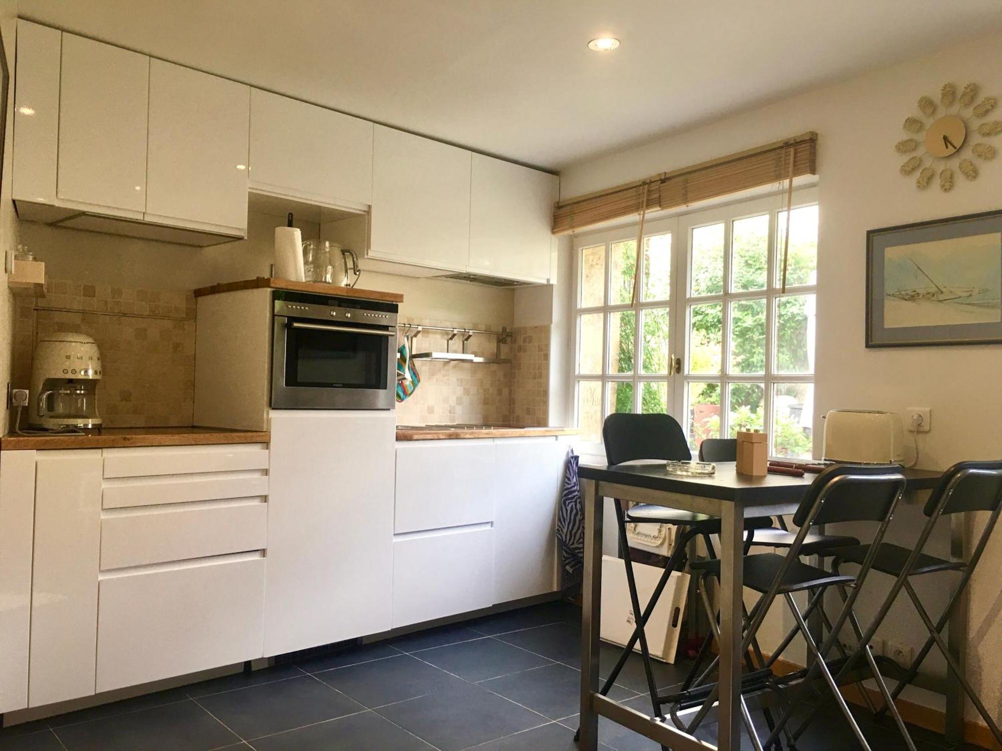 La Tour De Flandre Apartment Rousseloy Room photo